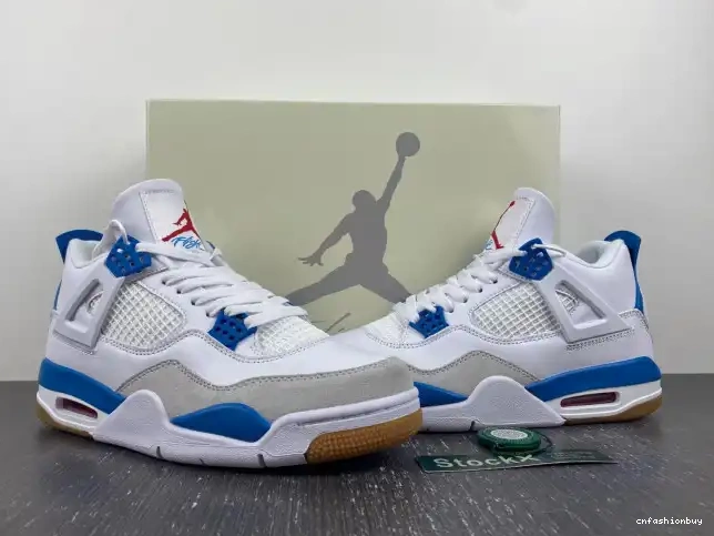DR5415-104 Retro Jordan SB 4 0704